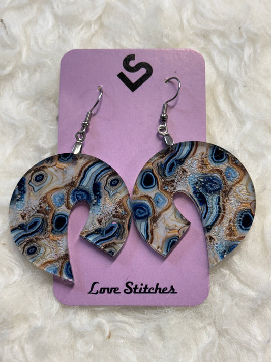 Blue gold curve earrings