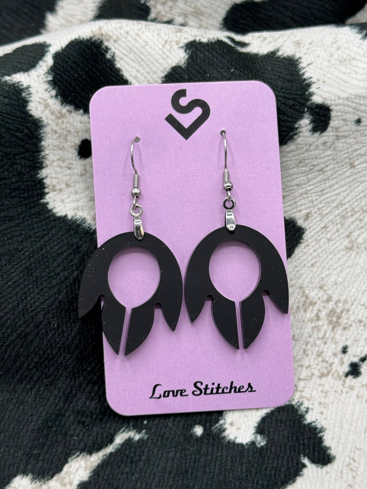 hoof style earrings