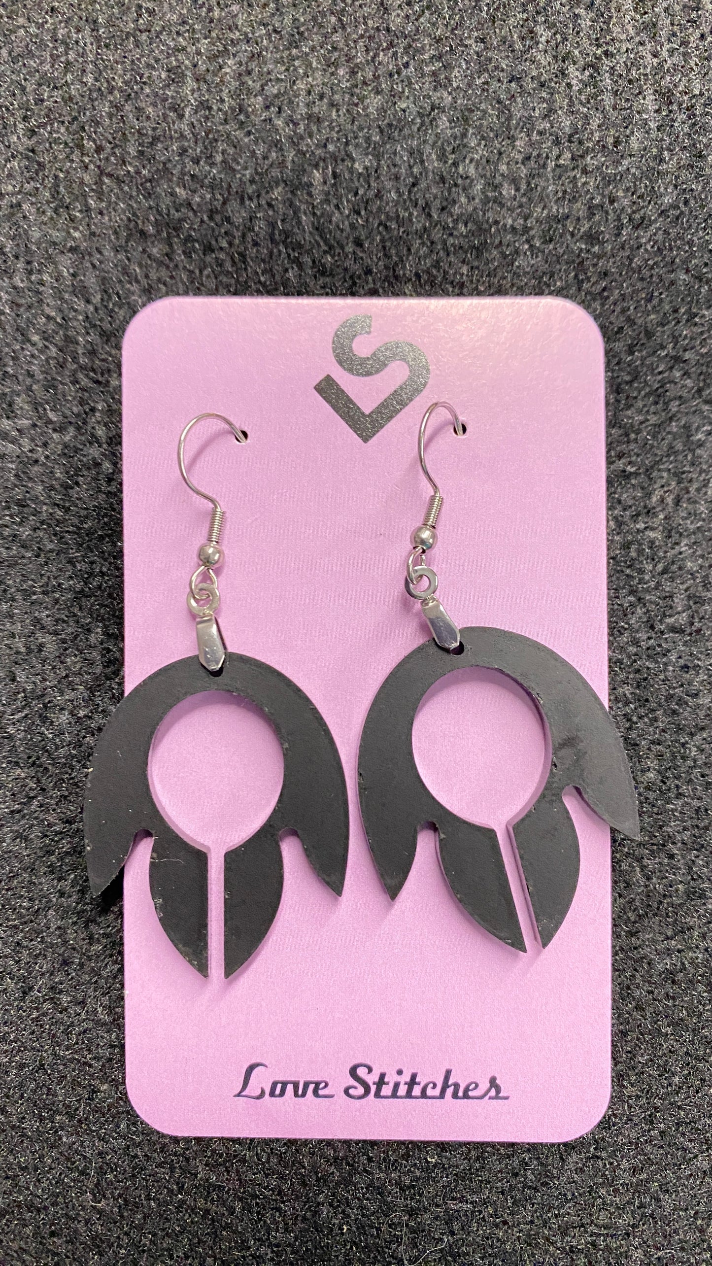 hoof style earrings